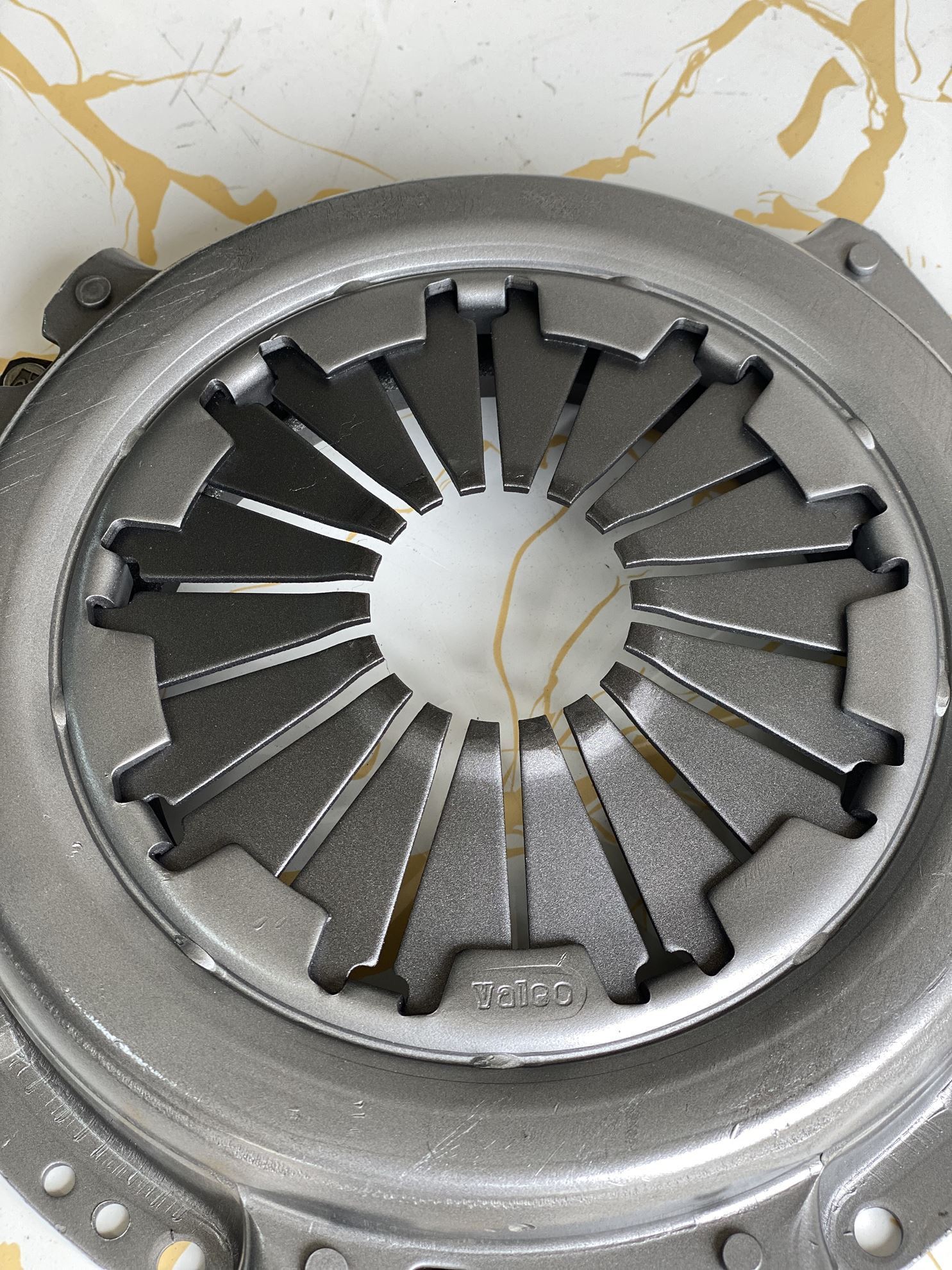 تصویر دیسک و صفحه کلاچ کارا (والئو قدیمی )