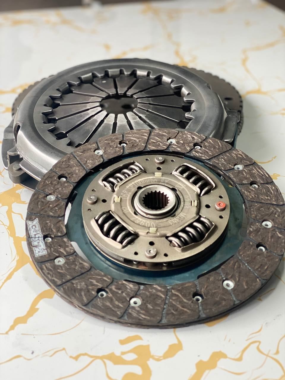 تصویر دیسک وصفحه کلاچ آریسان 2